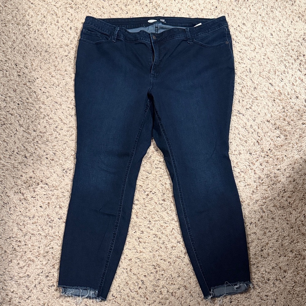 Old Navy Women's Deep Blue Ankle Jeans